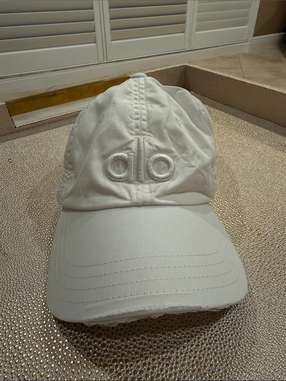 ALO Yoga White Women's Logo Baseball Cap